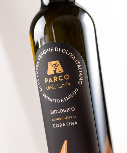 Produzione di olio evo biologico a Grumo Appula